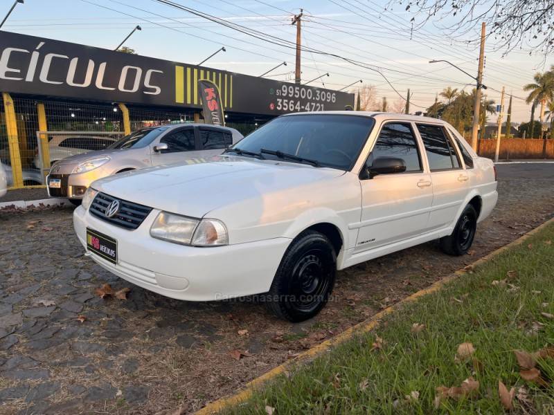 VOLKSWAGEN - SANTANA - 1998/1999 - Branca - R$ 22.900,00