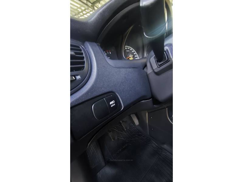 KIA MOTORS - SPORTAGE - 2008/2008 - Prata - R$ 37.900,00