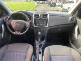 RENAULT - SANDERO - 2015/2016 - Branca - R$ 42.900,00