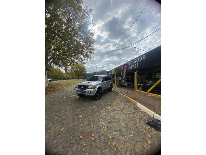 MITSUBISHI - PAJERO SPORT - 2002/2002 - Prata - R$ 49.900,00