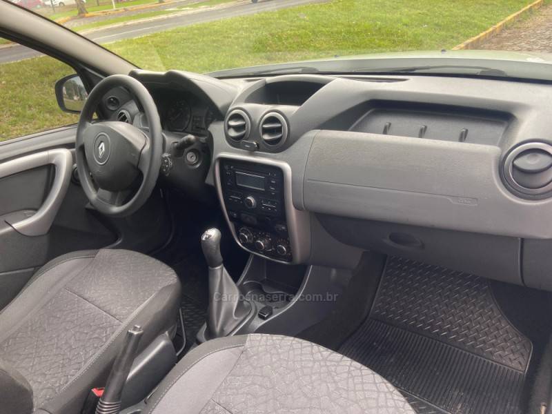 RENAULT - DUSTER - 2015/2015 - Prata - R$ 56.900,00