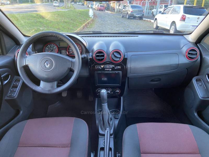 RENAULT - SANDERO - 2013/2014 - Cinza - R$ 44.900,00