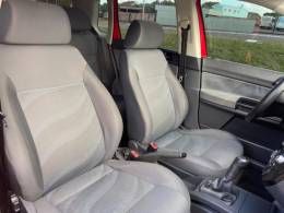 VOLKSWAGEN - POLO - 2011/2012 - Vermelha - R$ 44.900,00