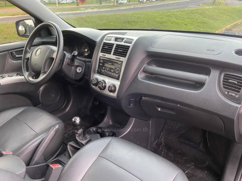 KIA MOTORS - SPORTAGE - 2008/2008 - Prata - R$ 37.900,00