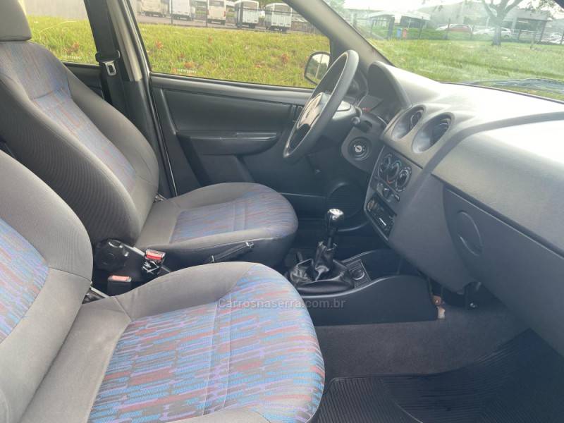 CHEVROLET - CELTA - 2007/2007 - Branca - R$ 21.900,00