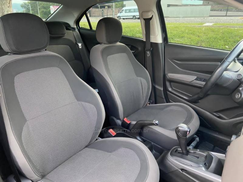 CHEVROLET - PRISMA - 2014/2015 - Preta - R$ 59.900,00