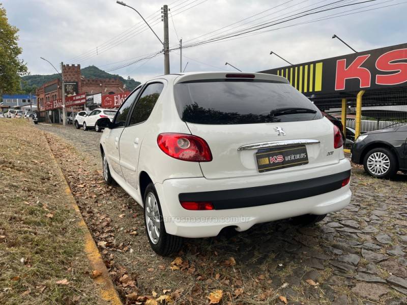 PEUGEOT - 207 - 2009/2010 - Branca - R$ 23.900,00
