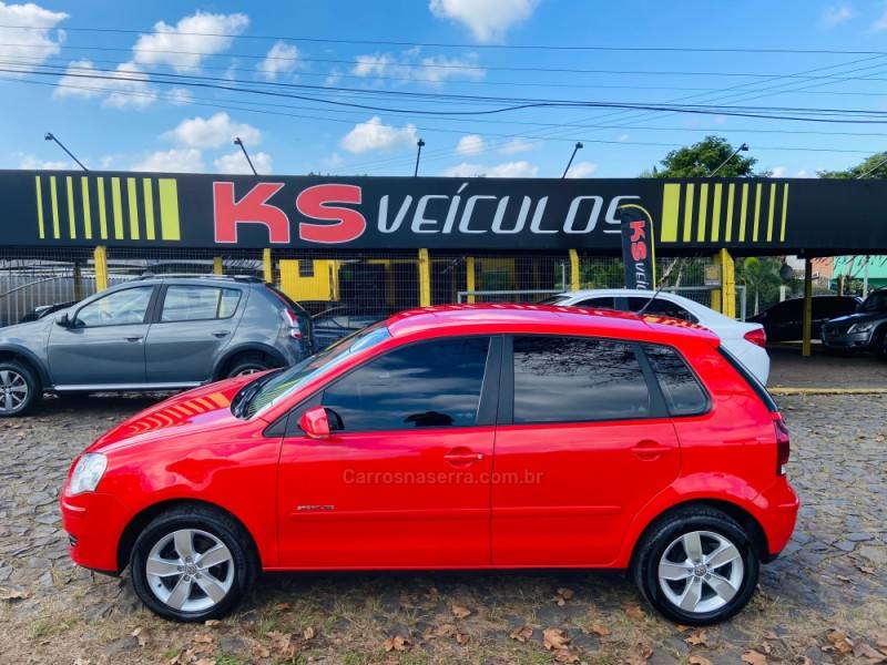 VOLKSWAGEN - POLO - 2011/2012 - Vermelha - R$ 44.900,00