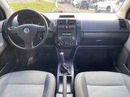 VOLKSWAGEN - POLO - 2011/2012 - Vermelha - R$ 44.900,00