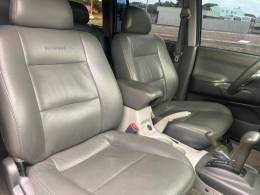 MITSUBISHI - PAJERO SPORT - 2002/2002 - Prata - R$ 49.900,00