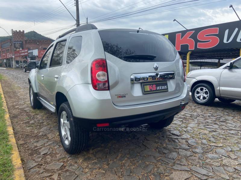 RENAULT - DUSTER - 2015/2015 - Prata - R$ 56.900,00