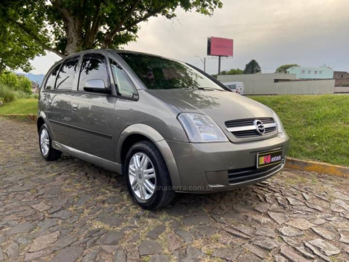 CHEVROLET - MERIVA - 2004/2004 - Cinza - R$ 24.900,00