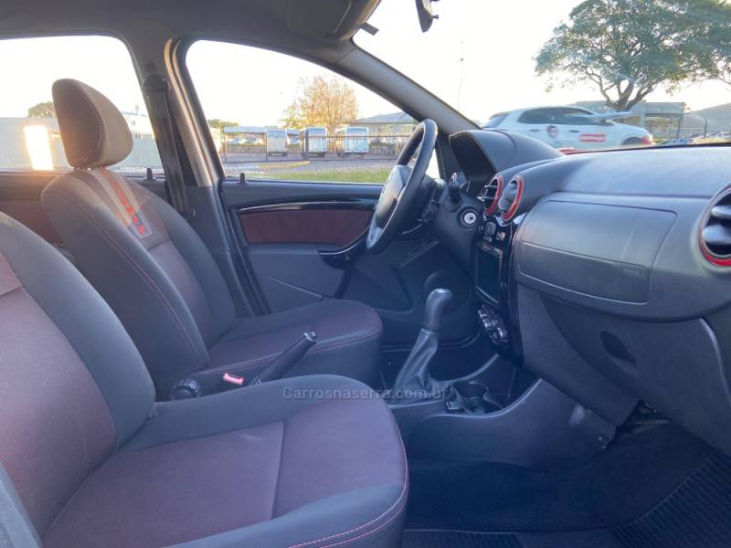 RENAULT - SANDERO - 2013/2014 - Cinza - R$ 44.900,00