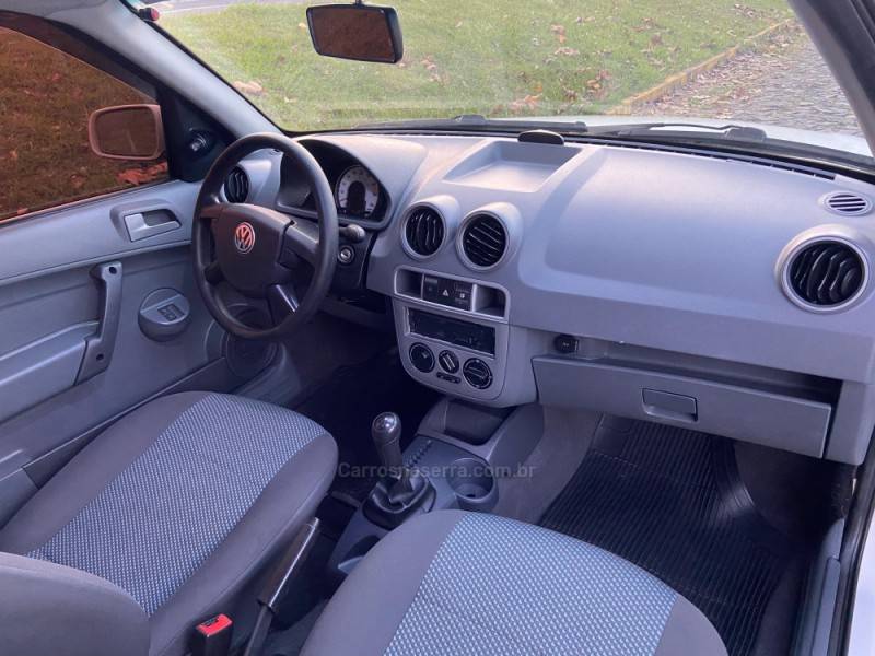 VOLKSWAGEN - GOL - 2013/2014 - Branca - R$ 33.900,00