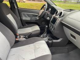 FORD - FIESTA - 2008/2008 - Preta - R$ 25.900,00