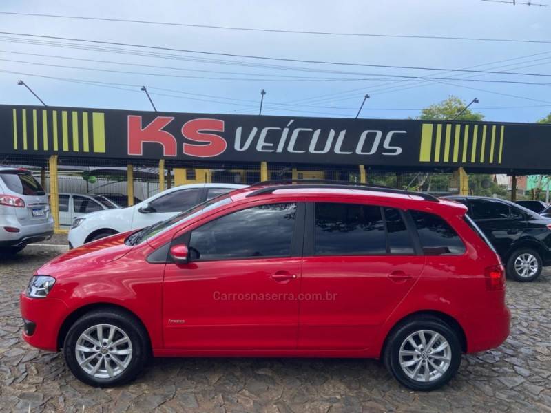 VOLKSWAGEN - SPACEFOX - 2014/2014 - Vermelha - R$ 45.900,00