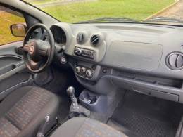 FIAT - UNO - 2014/2015 - Cinza - R$ 36.900,00