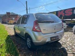 RENAULT - SANDERO - 2009/2010 - Prata - R$ 28.900,00
