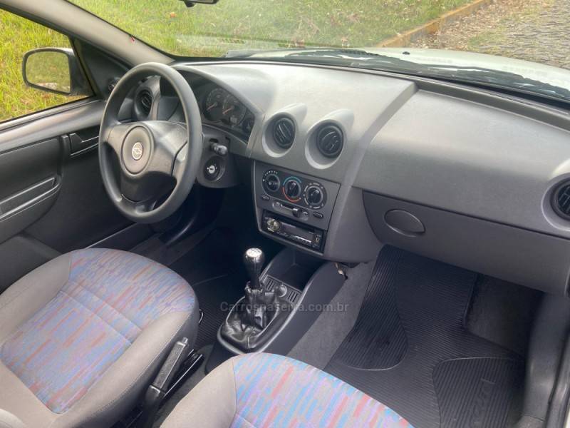 CHEVROLET - CELTA - 2007/2007 - Branca - R$ 21.900,00