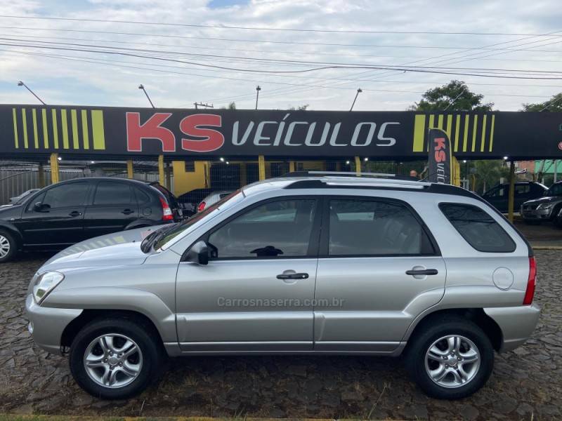 KIA MOTORS - SPORTAGE - 2008/2008 - Prata - R$ 37.900,00